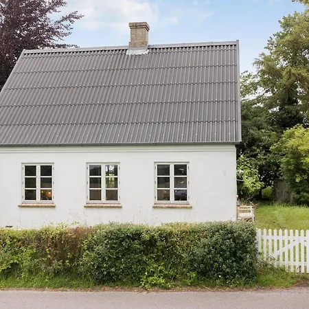 3 Bedroom Amazing In Dom wakacyjny